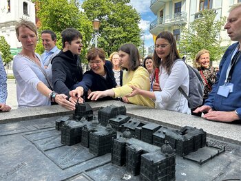 25-05-28 15-01-15 6977